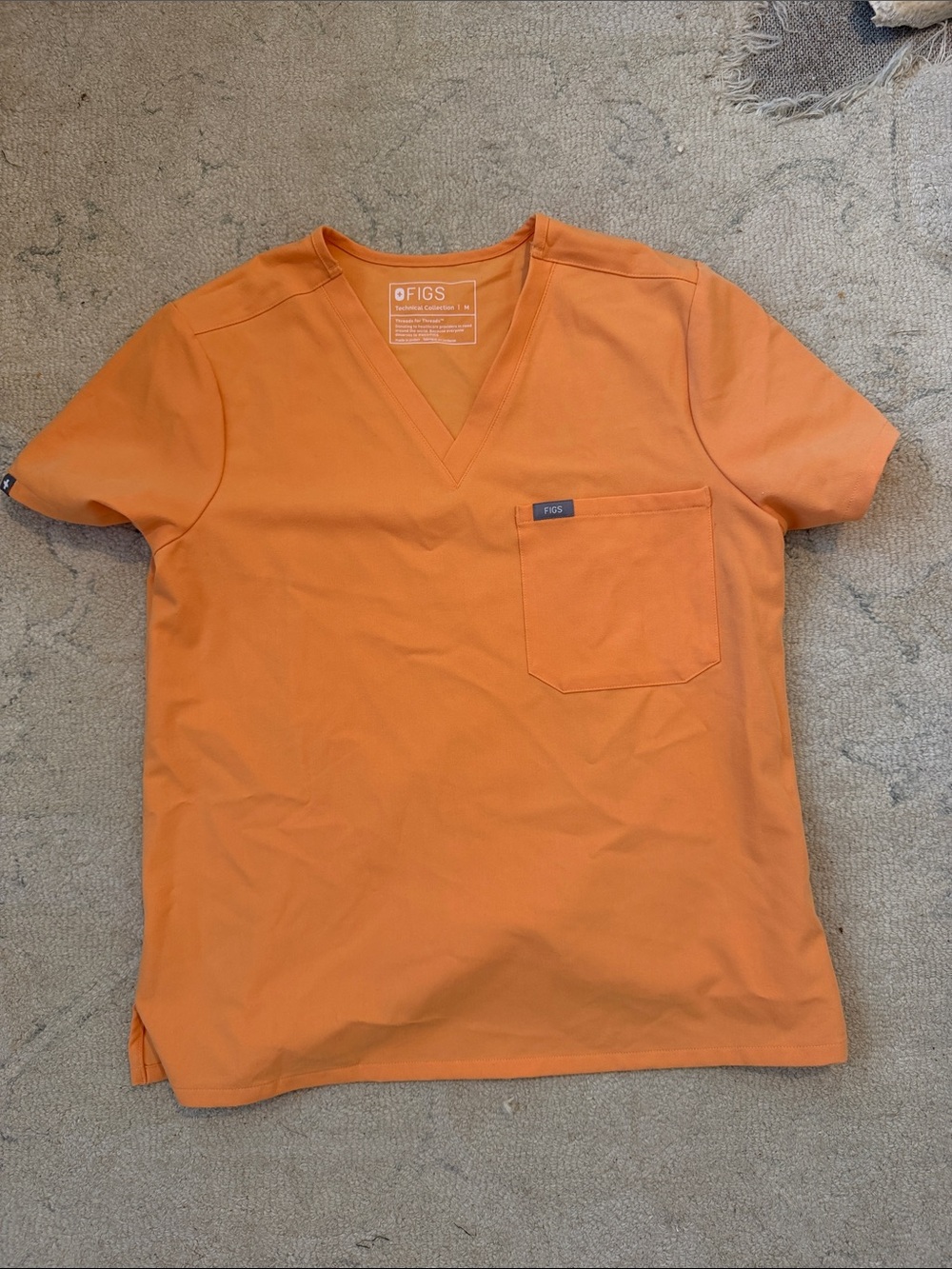 FIGS Men’s Orange V-Neck Pocket Scrub Top